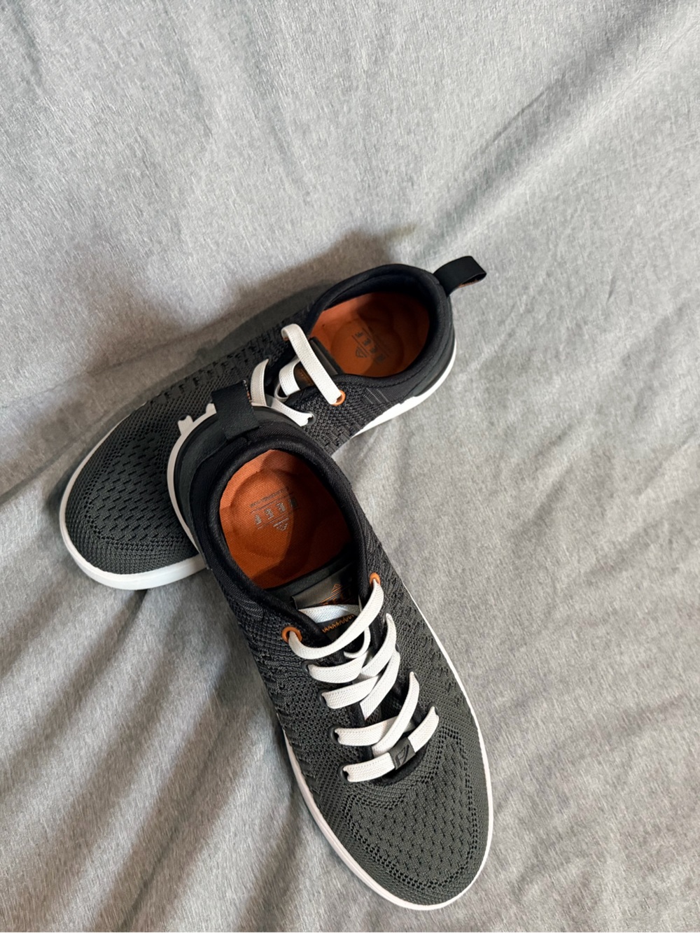 Reef Men's Black Knit Sneakers with White Laces
